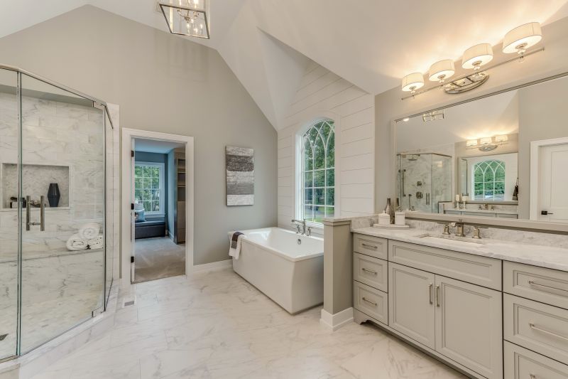 Best Bathtub Replacement Contractors in Oswego, NY